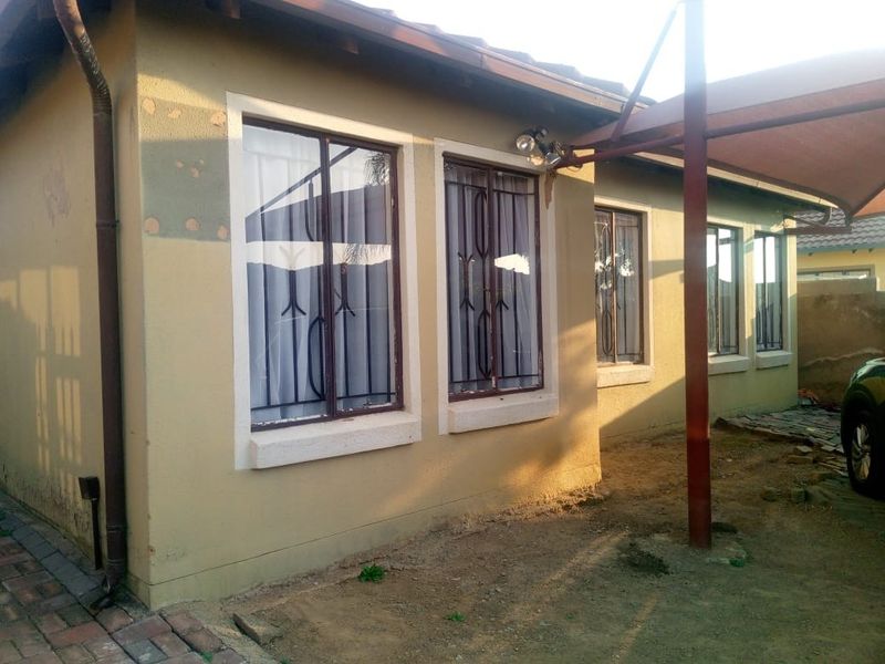 House To Rent in Nellmapius, Pretoria - Photo 1