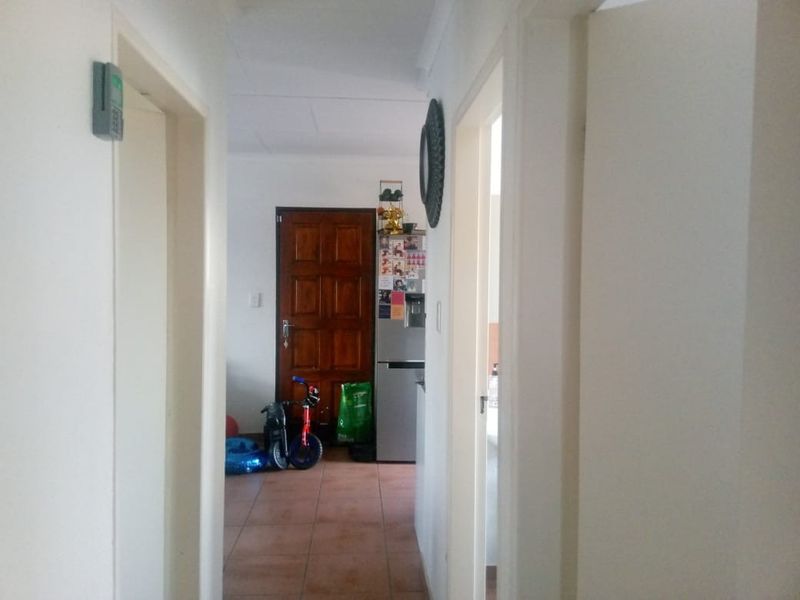 House To Rent in Nellmapius, Pretoria - Photo 9