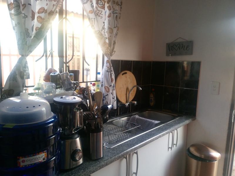 House To Rent in Nellmapius, Pretoria - Photo 5