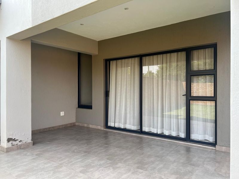 Townhouse To Rent in Stonehenge Nelspruit - Photo 9