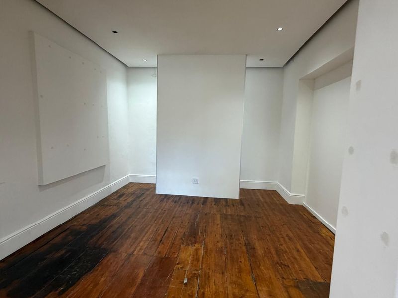 Retail Property To Rent in Cape Town City Centre, Cape Town - Photo 5
