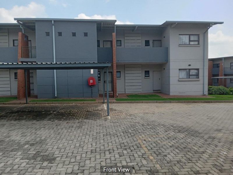 Apartment For Sale in Rynfield, Benoni - Photo 1