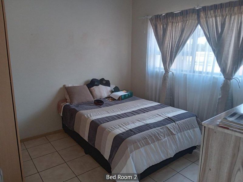 Apartment For Sale in Rynfield, Benoni - Photo 8