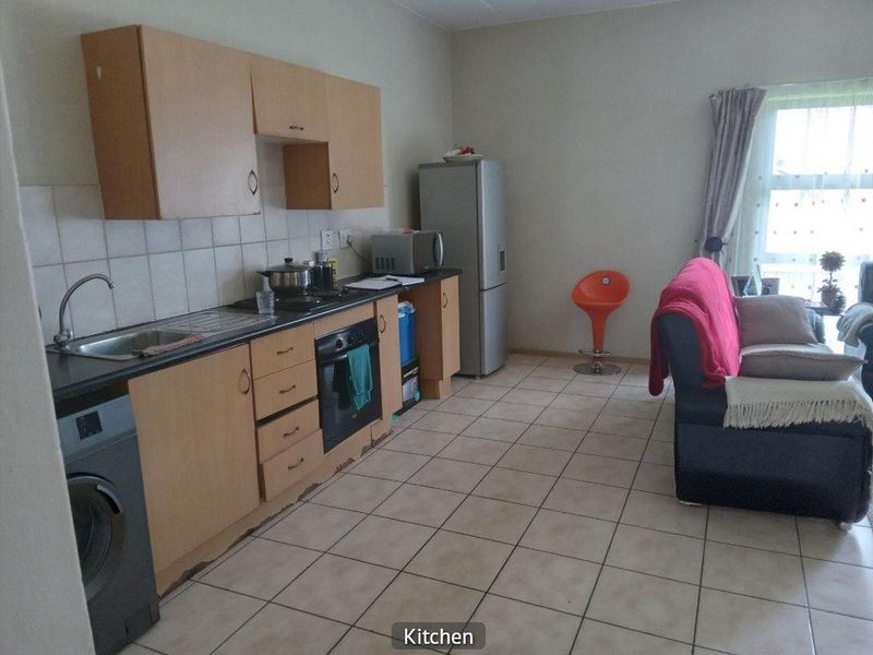 Apartment For Sale in Rynfield, Benoni - Photo 4