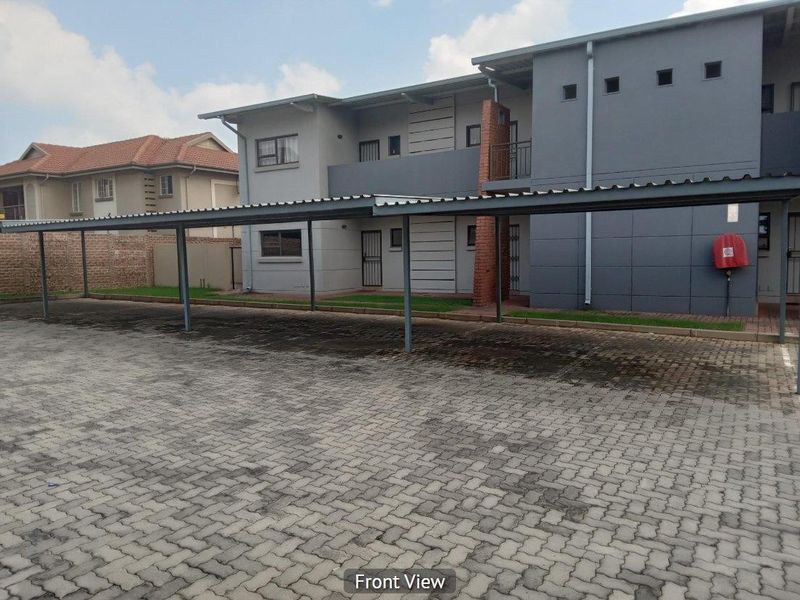 Apartment For Sale in Rynfield, Benoni - Photo 3