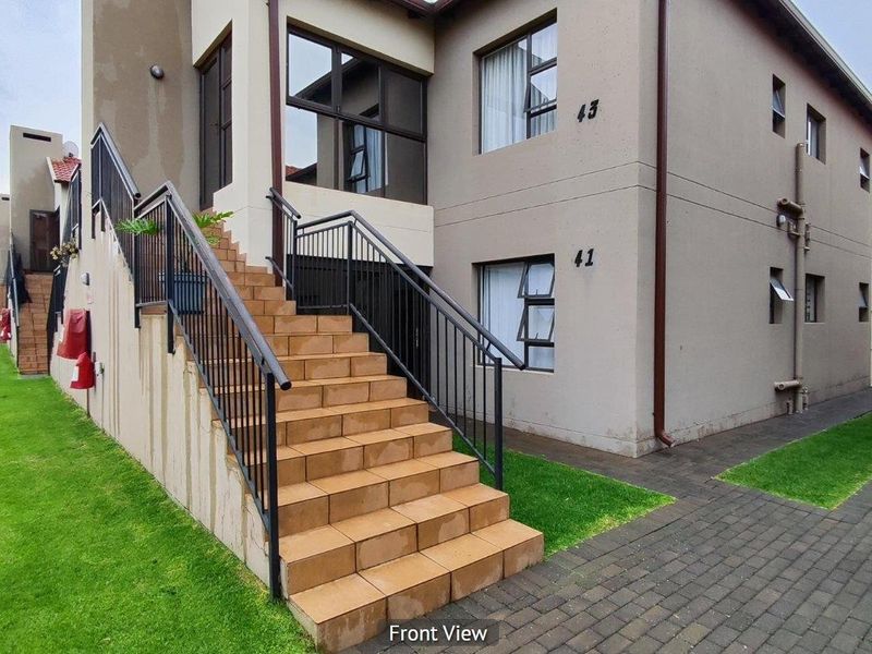 Apartment For Sale in Benoni North, Benoni - Photo 2