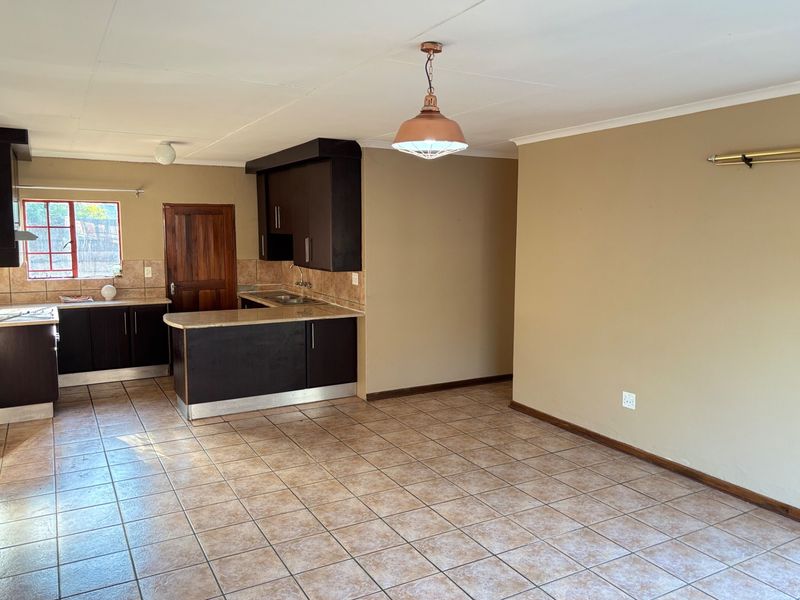 House To Rent in West Acres, Nelspruit - Photo 4