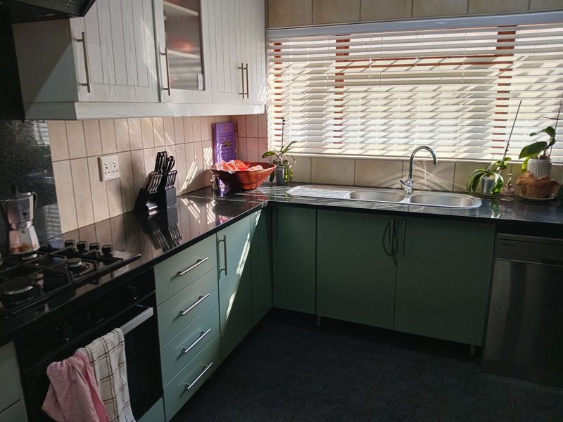 Charming Home In the Heart of Leisure Bay - Photo 5