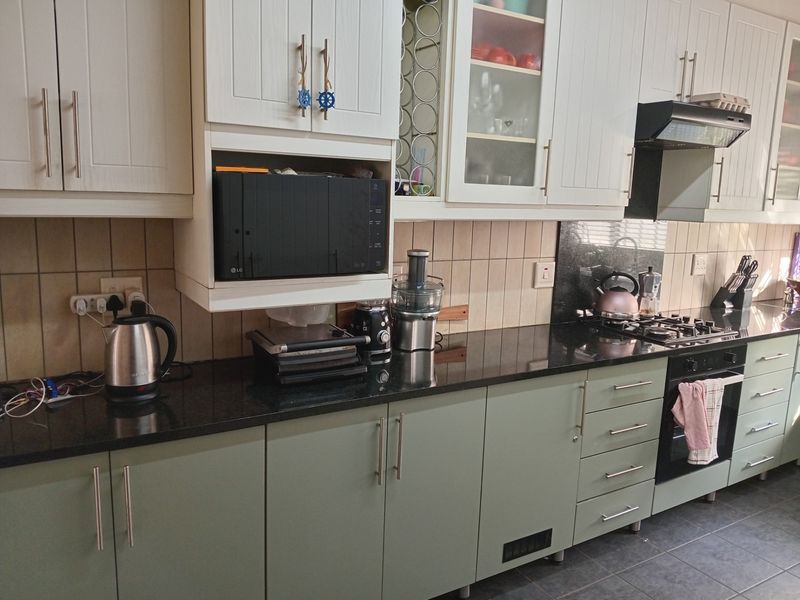 Charming Home In the Heart of Leisure Bay - Photo 4