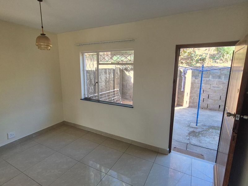 Duplex To Rent in Bluff, Durban, KwaZulu Natal - Photo 10