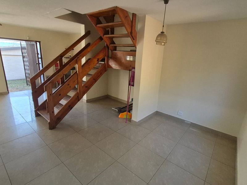 Duplex To Rent in Bluff, Durban, KwaZulu Natal - Photo 9