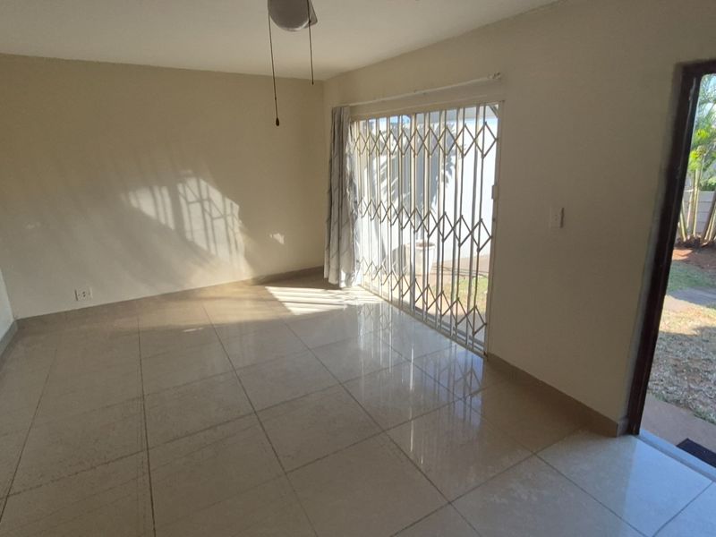 Duplex To Rent in Bluff, Durban, KwaZulu Natal - Photo 8