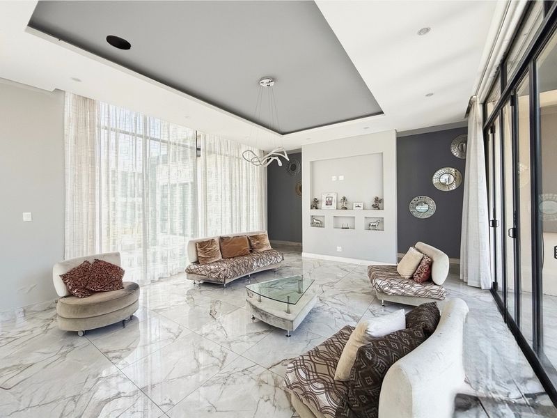 Landmark Residence with Unlimited Potential in Steyn City - Photo 4
