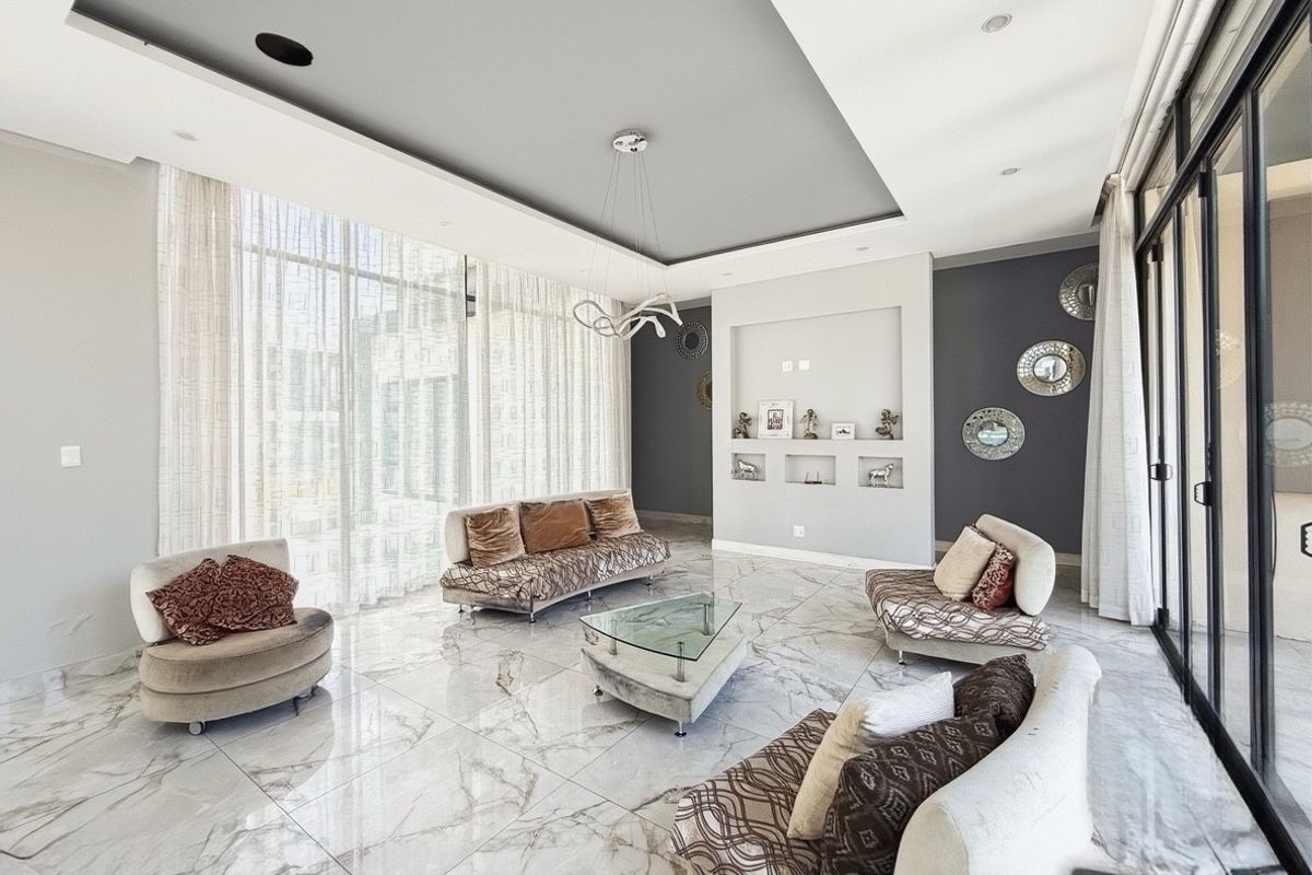 Landmark Residence with Unlimited Potential in Steyn City - Photo 4