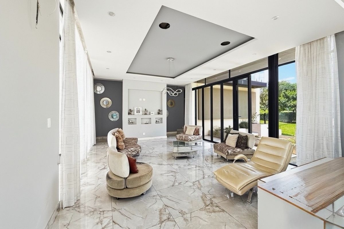 Landmark Residence with Unlimited Potential in Steyn City - Photo 5