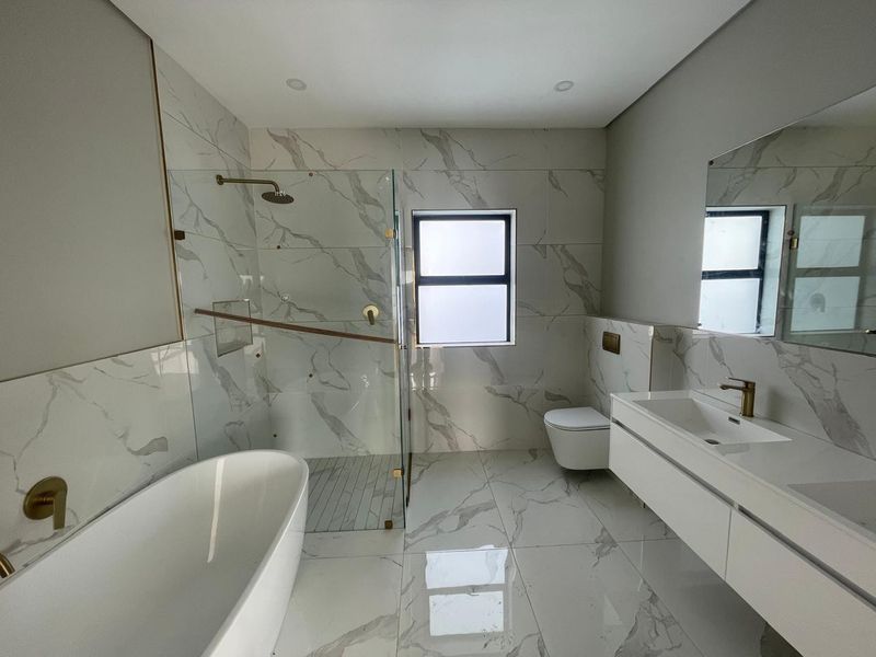 House For Sale in Sandown, Blouberg - Photo 8