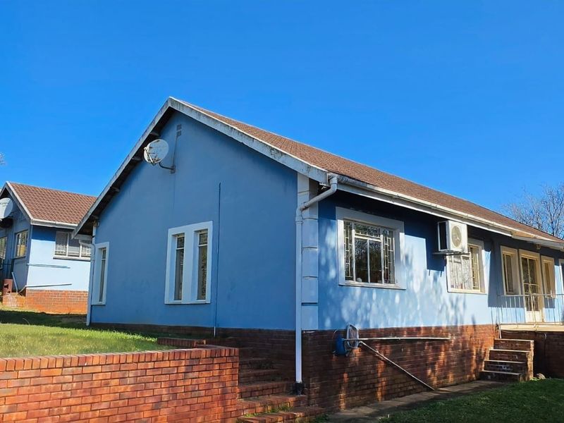 LINCOLN MEADE GEM - 3 BEDROOMS with SELF-CONTAINED FLATLET for R1,450,000 - Photo 9