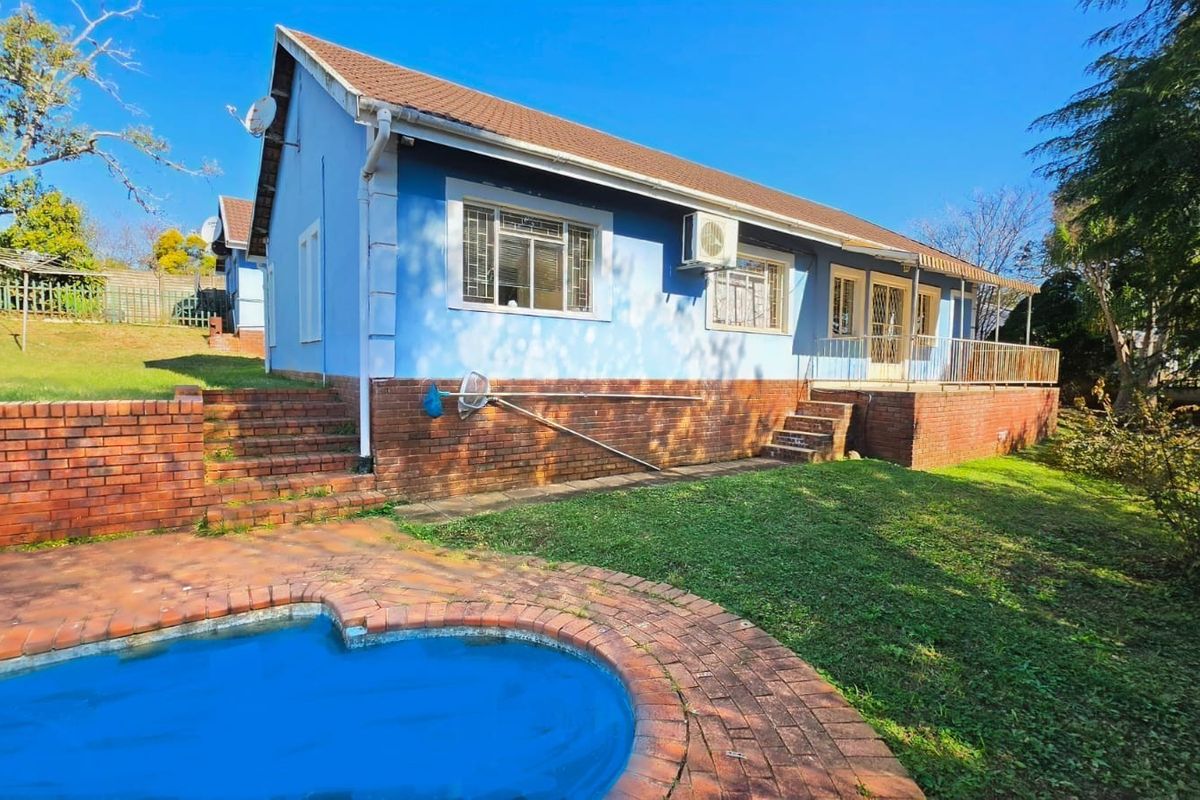 LINCOLN MEADE GEM - 3 BEDROOMS with SELF-CONTAINED FLATLET for R1,450,000 - Photo 5