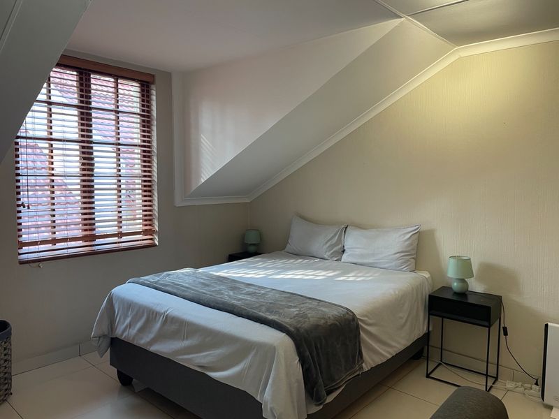 Furnished Studio Flat in bryanston - Photo 10