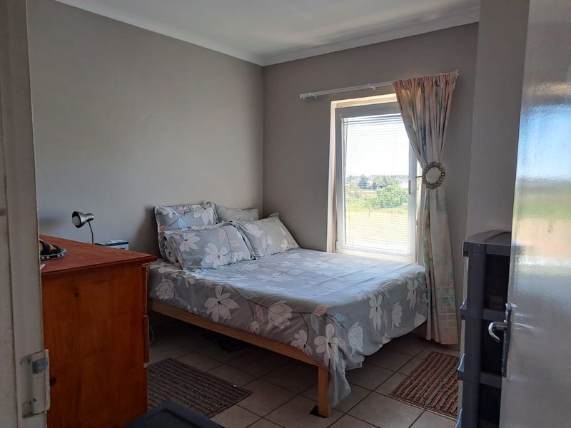 2 Bedroom Apartment for Sale in Amberg, Paarl - Photo 5