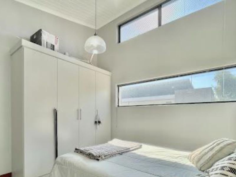 Sophisticated  Modern Light Lock-Up-and-Go Living  (Exceptionally Located) - Photo 6