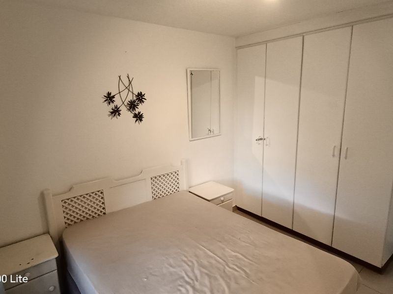 Lovely Apartment In Uvongo - Photo 10