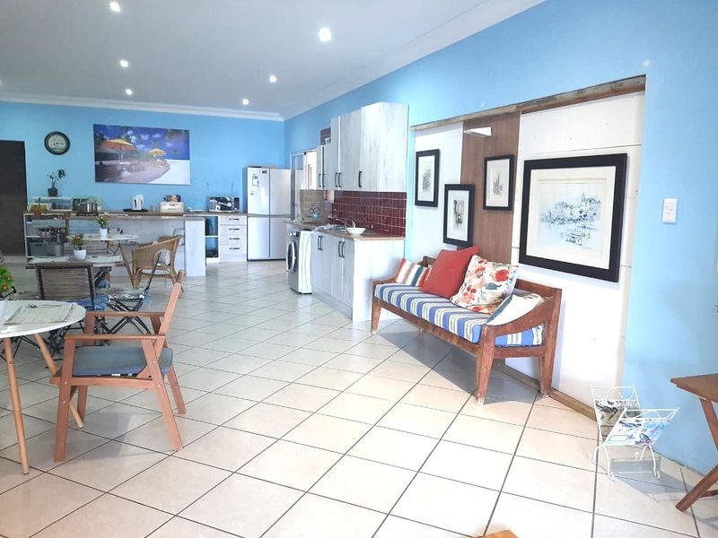 8 Bedroom House For Sale in Country Club on Mashie Golf Course, Langebaan - Photo 3