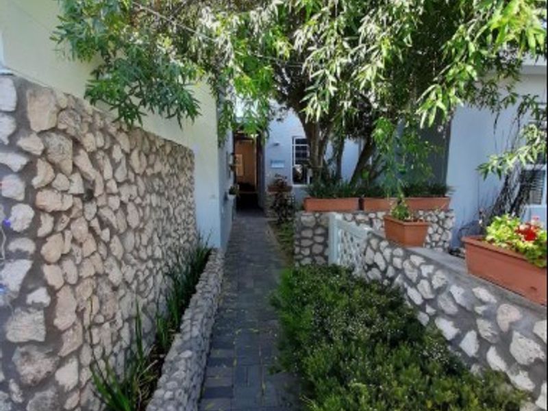 8 Bedroom House For Sale in Country Club on Mashie Golf Course, Langebaan - Photo 2