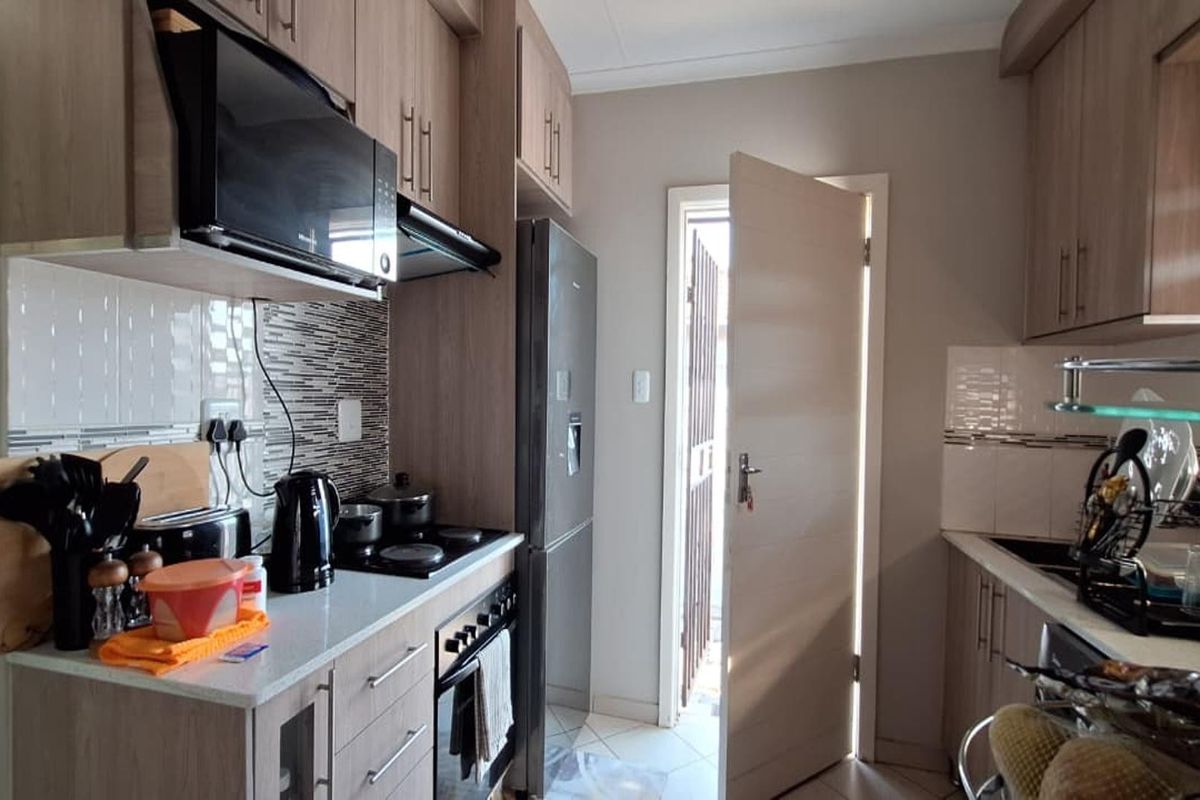 3 Bedroom Home for Sale in Crystal Park - Photo 2