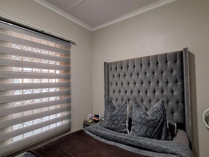 3 Bedroom Home for Sale in Crystal Park - Photo 8