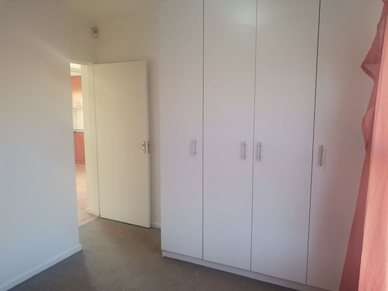 2 Bedroom Townhouse for sale in Bardale Village, Kuilsriver - Photo 7