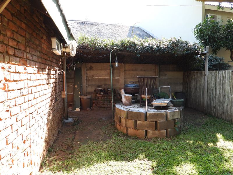 House with flatlet for sale in quiet area - Photo 6
