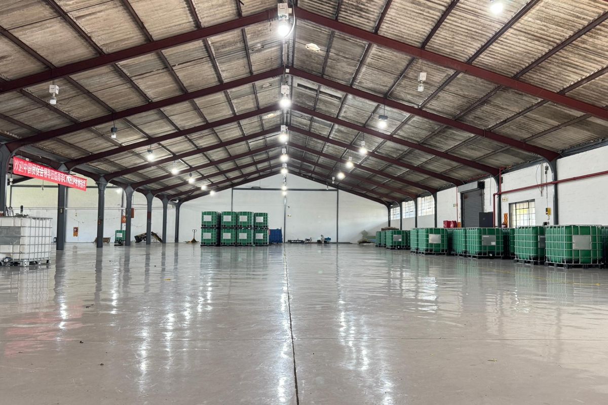 TO LET in Epping  1,250sqm Warehouse/ Offices 800 Amps Three-Phase Power - Photo 2