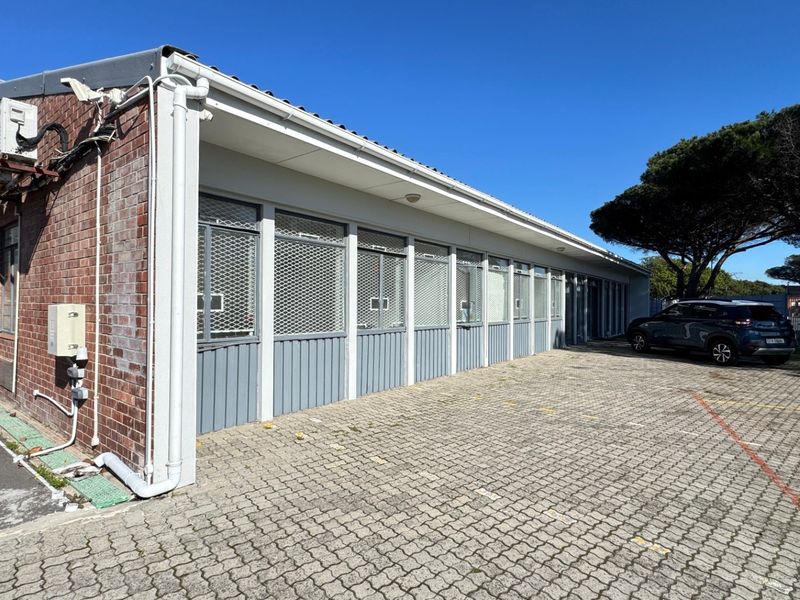 TO LET in Epping  1,250sqm Warehouse/ Offices 800 Amps Three-Phase Power - Photo 10