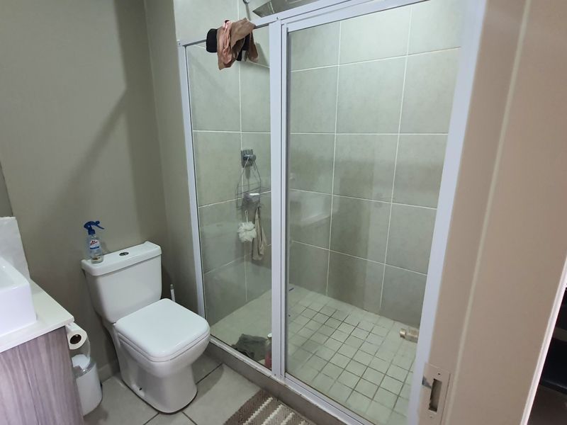 The Bolton Rosebank - 1 Bedroom Apartment - Tenanted Investment Opportunity - Photo 8