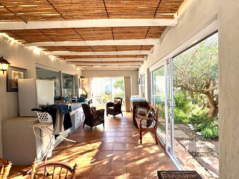 Sunny Family Home For Sale in Country Club, Langebaan - Photo 7