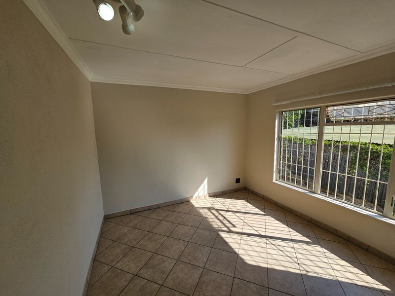 House To Rent in White River Central White River - Photo 8