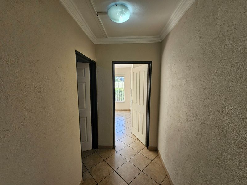 House To Rent in White River Central White River - Photo 6