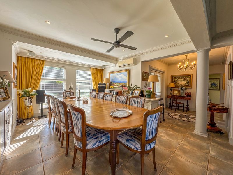 Elegant Coastal Living with Beautiful Ocean Views - Photo 7