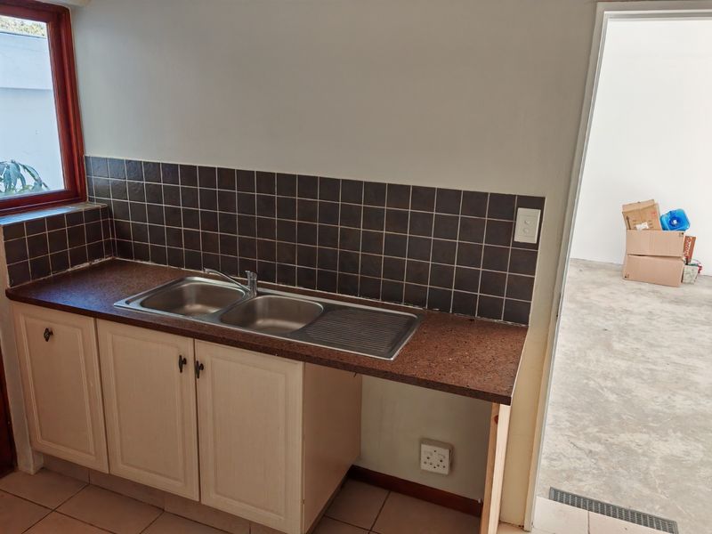 House For Sale in North Riding, Randburg - Photo 8