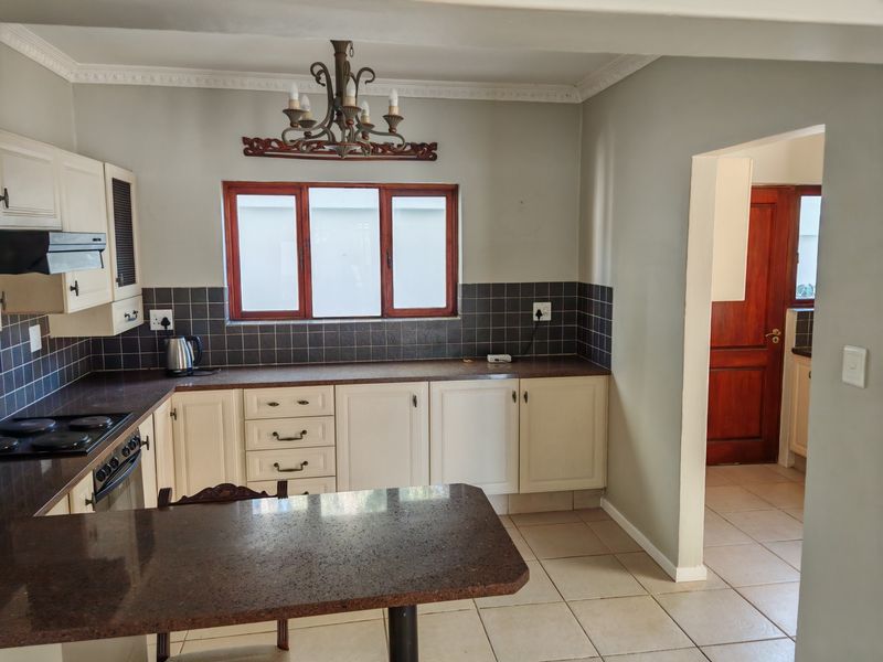 House For Sale in North Riding, Randburg - Photo 7