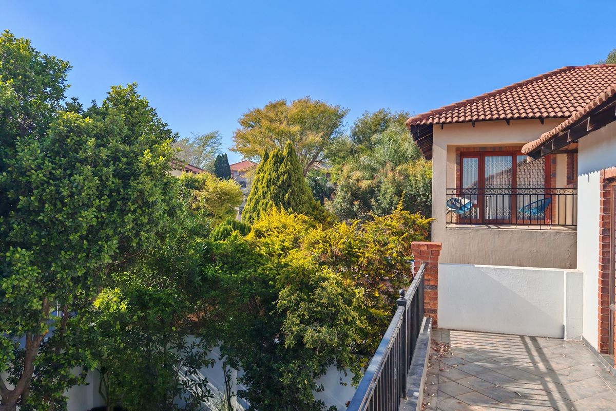 House For Sale in North Riding, Randburg - Photo 5