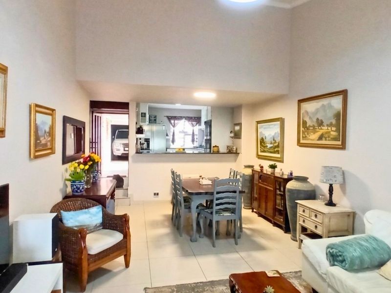 Modern townhouse in Seaspray. Gonubie - Photo 6
