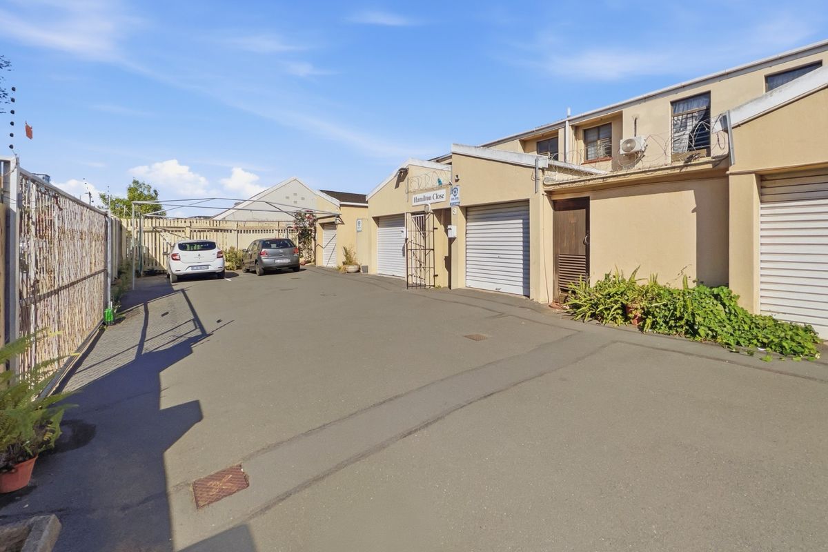 3 Bedroom Townhouse For Sale in Bulwer, Durban, KwaZulu-Natal - Photo 3