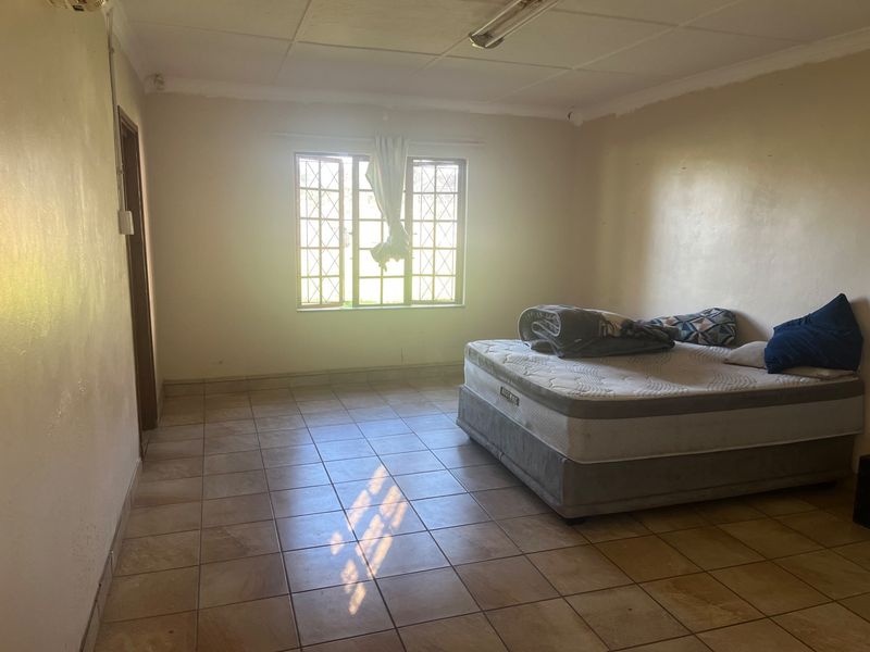 House For Sale in Hillcrest Central, Hillcrest, KwaZulu Natal - Photo 7