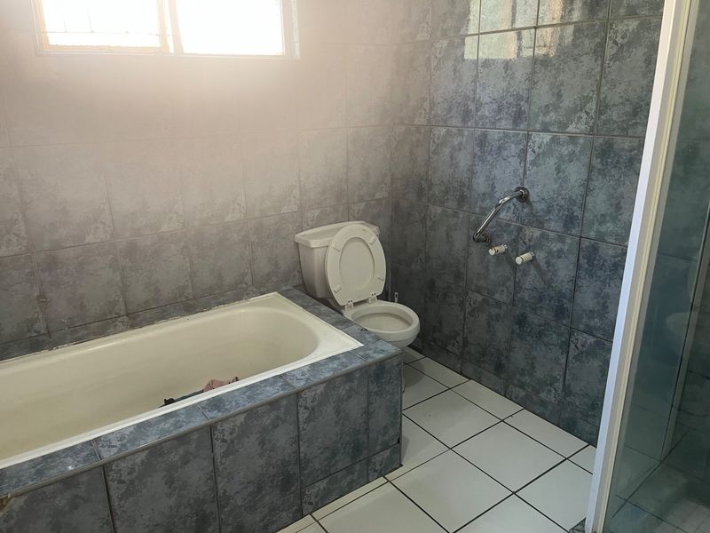 House For Sale in Hillcrest Central, Hillcrest, KwaZulu Natal - Photo 10