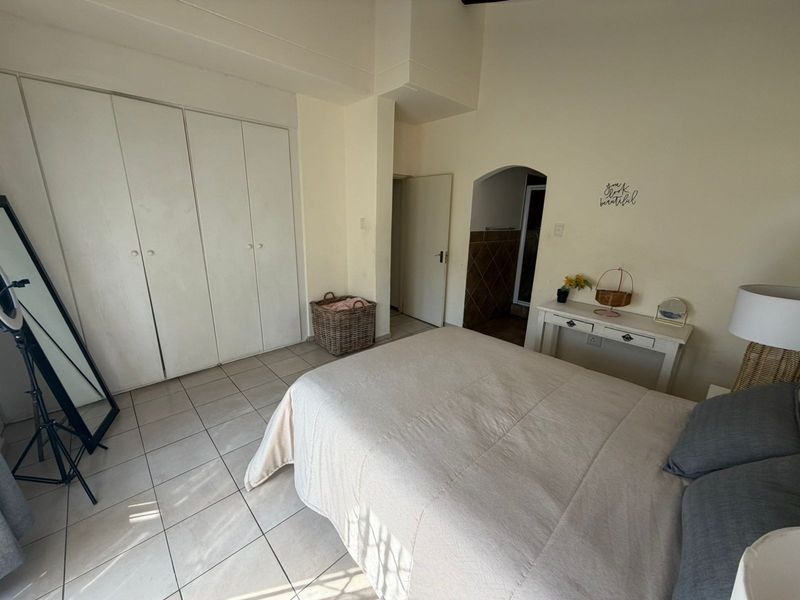 3 Bedroom, Spacious Ground floor Apartment - Photo 9
