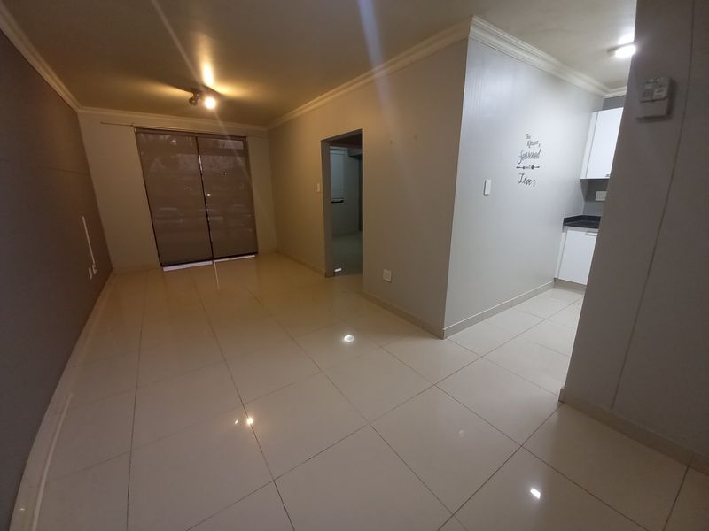 Affordable Modern Convenient Umhlanga Ridge Apartment - Photo 10