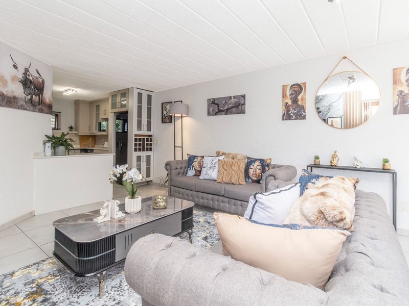 2 Bedroom, 1 bathroom  Furnished  Apartment To Rent in Sandown - Photo 9