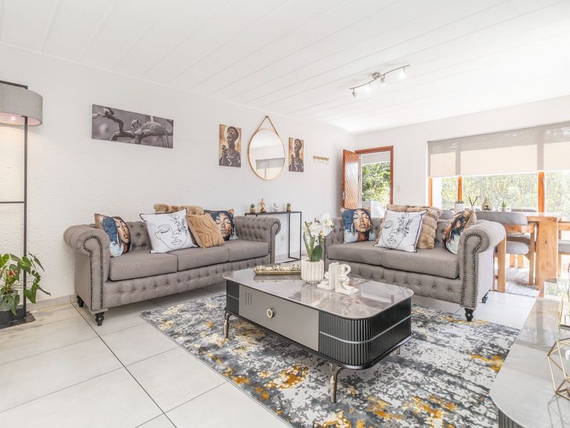 2 Bedroom, 1 bathroom  Furnished  Apartment To Rent in Sandown - Photo 8